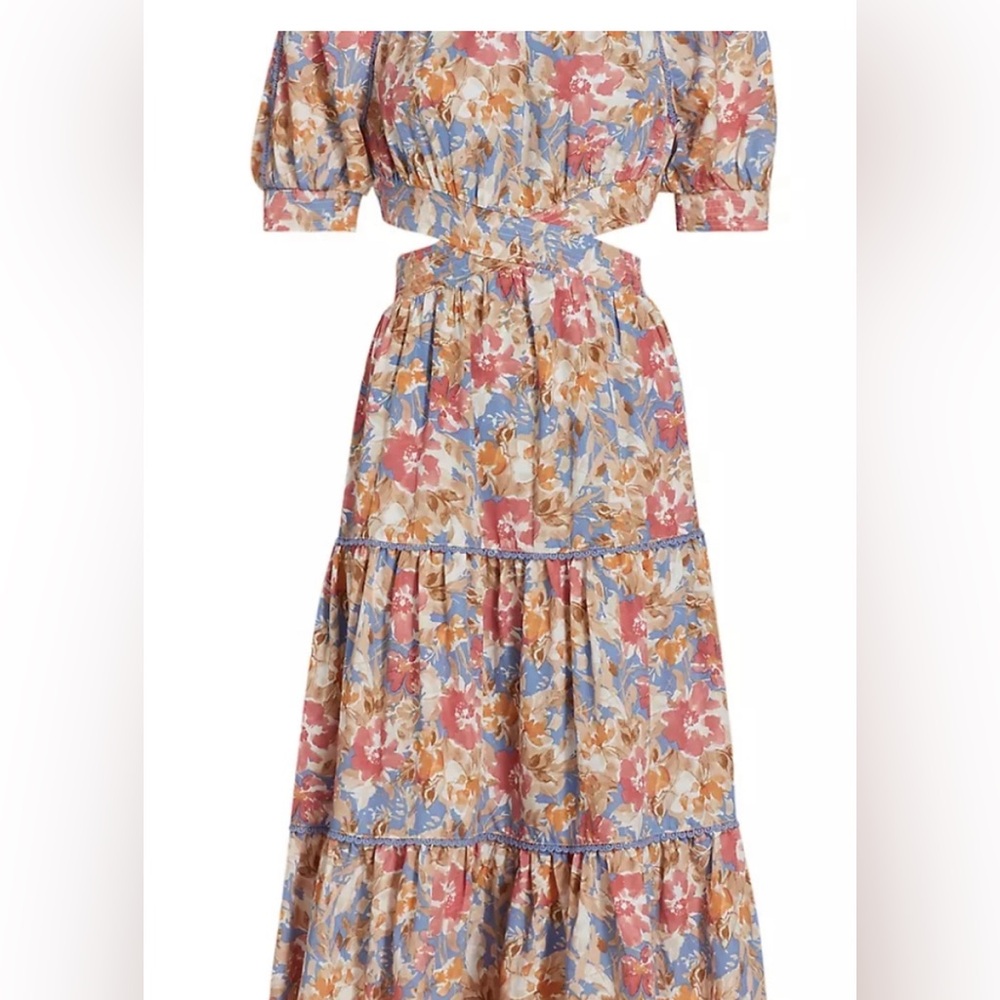 En Saison cutout dress. Brand new with tags. Size small.